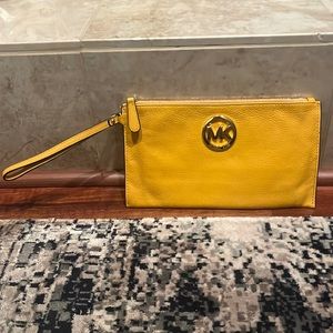 Michael Kors wristlet